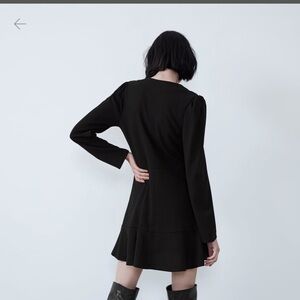 V neck‎ Zara